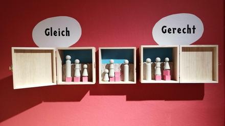 In der Ausstellung „DiversCITY“ können Kinder und Jugendliche sich über sexuelle und geschlechtliche Vielfalt informieren.