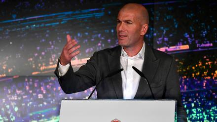 Zinédine Zidane während seiner Vorstellung bei Real Madrid