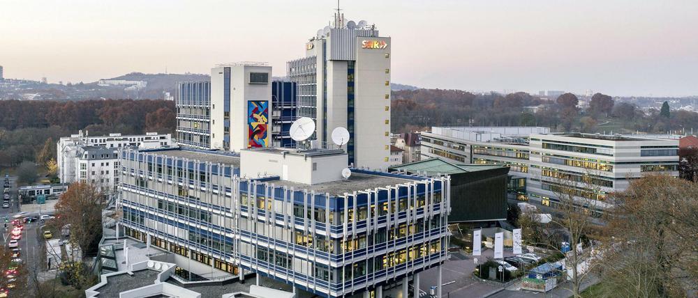Störgeräusche aus dem SWR: Die Vorfestlegung auf zwei Kandidaten für die Nachfolge von Intendant Peter Boudgoust hat zu Irritationen in Baden-Württemberg und Rheinland-Pfalz geführt.  