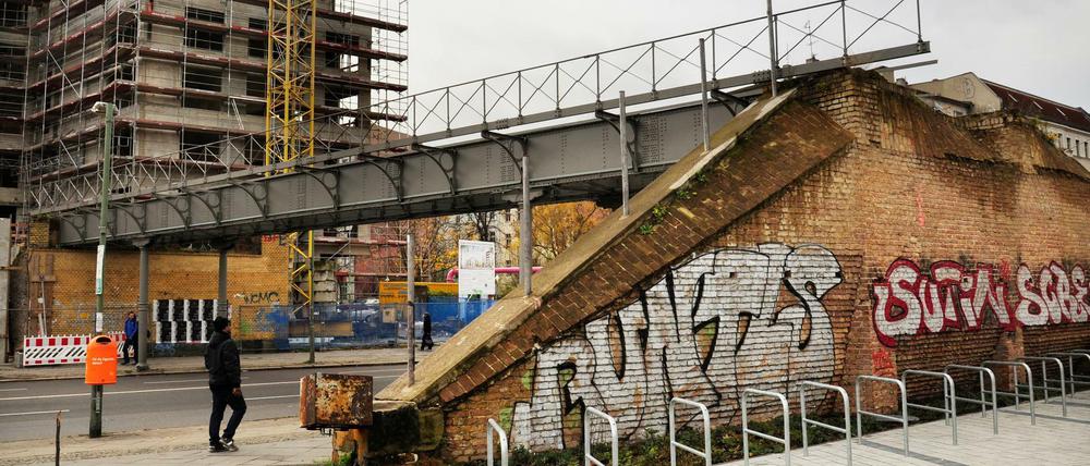 Die umstrittene Yorckbrücke in Kreuzberg, aufgenommen im November 2017.