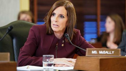 US-Senatorin McSally bei der Kongressanhörung zu sexuellem Missbrauch in den Streitkräften.