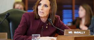 US-Senatorin McSally bei der Kongressanhörung zu sexuellem Missbrauch in den Streitkräften.