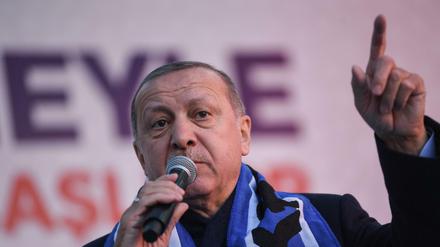 Verantwortlich für den Entzug der Arbeitsgenehmigungen deutscher Journalisten ist das Informationsamt im türkischen Präsidialamt von Recep Tayyip Erdoğan.