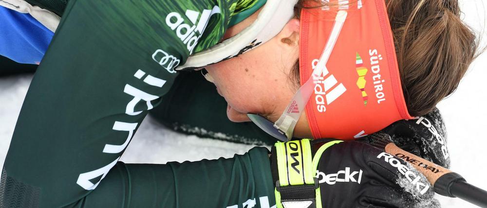 Ausgelaugt im Ziel: Für Laura Dahlmeier hat es nicht zu Bronze gereicht.