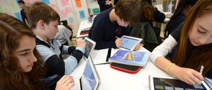 Auch Tablets können vom Geld aus dem Digitalpakt angeschafft werden.