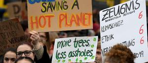 Schüler von "Fridays for Future" streiken für besseren Klimaschutz.