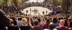 Karaoke im Mauerpark in Berlin-Prenzlauer Berg.