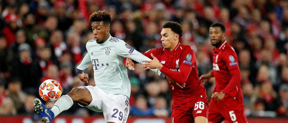 Im Hinspiel gegen Liverpool und Trent Alexander-Arnold trat Kingsley Coman (links) offensiv kaum in Erscheinung.