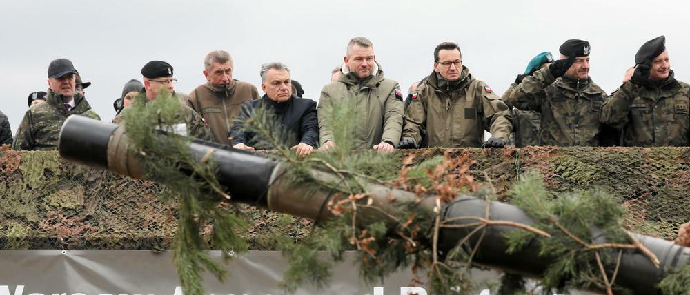 Der Premierminister Tschechiens Andrej Babis, der Slovakei Peter Pellegrini, Ungarns Victor Orban und Polens Mateusz Morawiecki. 