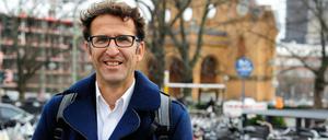 Heinrich Strößenreuther ist ehemaliger Bundestagsreferent, Strategieberater, Geschäftsführer und Startup-Unternehmer.