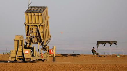 Israelische Soldaten halten Wache