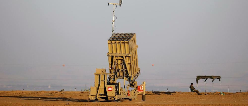Israelische Soldaten halten Wache