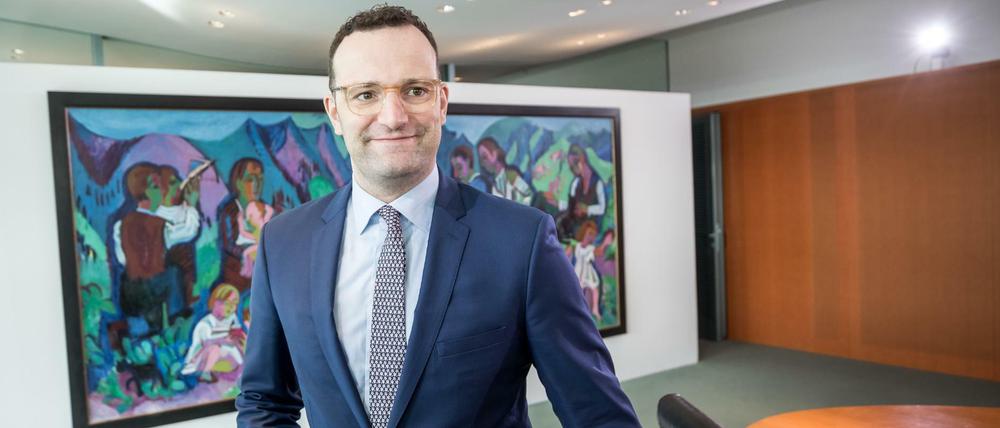 Jens Spahn (CDU), Bundesgesundheitsminister, kommt zur Sitzung des Bundeskabinetts im Kanzleramt.