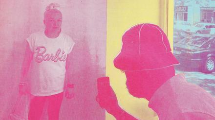 Meta-Kunst. Susie Pop fotografiert Marc Brandenburg beim Fotografien von Tabea Blumenschein, 2015.