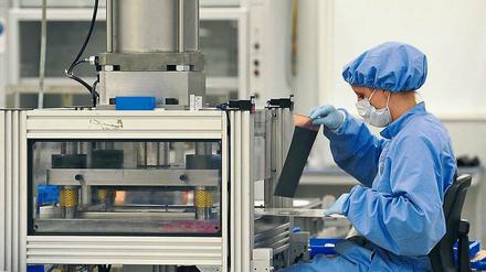 Im sächsischen Kamenz wurden Zellen für Autobatterien produziert. Das war vor zehn Jahren und ging schief: Daimler stellte die Produktion schnell wieder ein. 