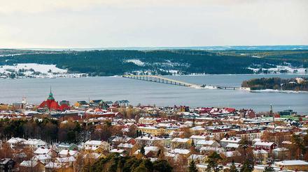 Lauert hier Gefahr? Das Monster im Storsjön-See ist seit Jahrhunderten Legendenstoff in Östersund. 