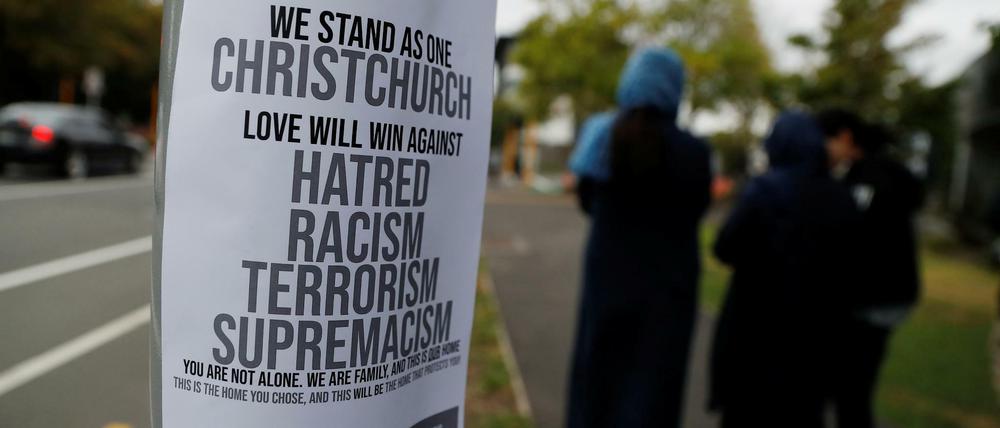 Gemeinsam gegen den Hass? Und trotzdem kommen dem TV-Moderator Waleed Aly viele der Manifest-Aussagen der Terroristen merkwürdig vertraut vor.