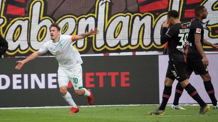 Flog förmlich über den Platz in Leverkusen: Max Kruse.