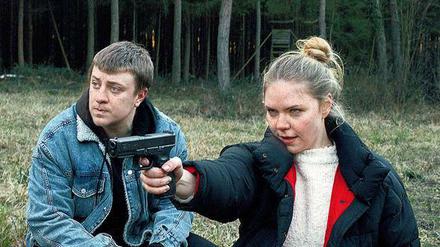 Süchtig nach Gewalt. Ricarda Seyfried als Becky und Thomas Schubert als Tommi.