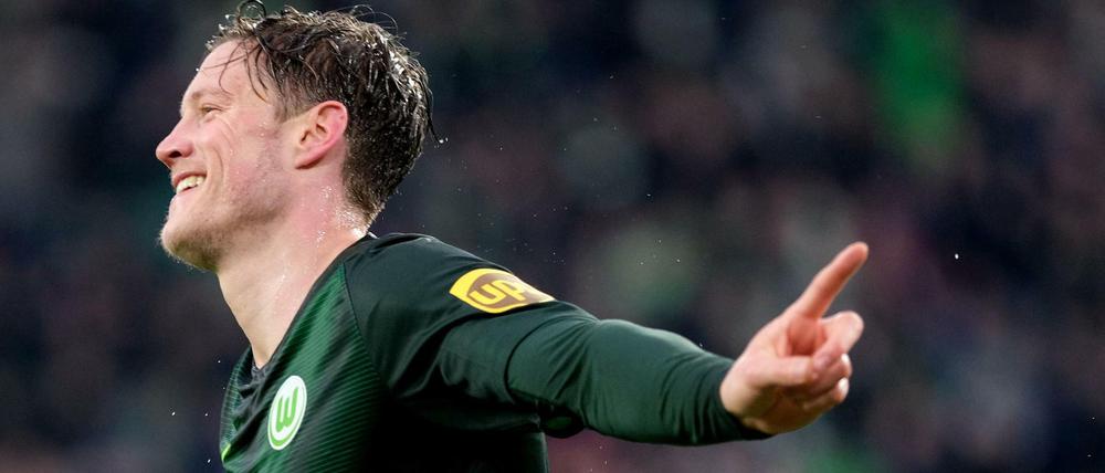 Torjäger, der Tore schießt. Wolfsburgs Wout Weghorst bejubelt das 4:1 gegen Fortuna Düsseldorf.