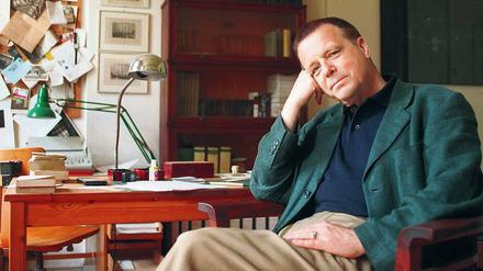 Michael Rutschky 1997 in seiner Kreuzberger Wohnung. Der Essayist starb vor im März 2018.
