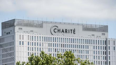 Das Bettenhaus der Charité an der Luisenstraße in Berlin-Mitte.