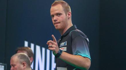 Nach oben. Max Hopp gewann schon zwei Turniere auf der PDC-Tour.