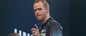 Nach oben. Max Hopp gewann schon zwei Turniere auf der PDC-Tour.