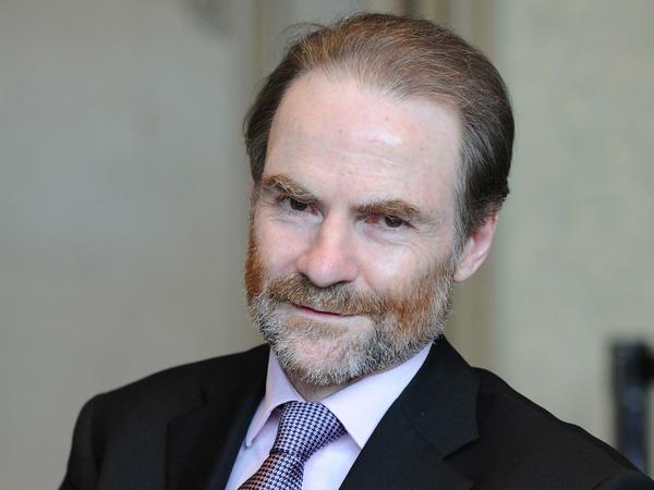 Der Autor des Beitrags: der britische Historiker Timothy Garton Ash.