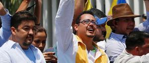 Roberto Marrero (links), Bürochef von Guaidó