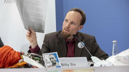Billy Six bei der Pressekonferenz zu seiner Freilassung.