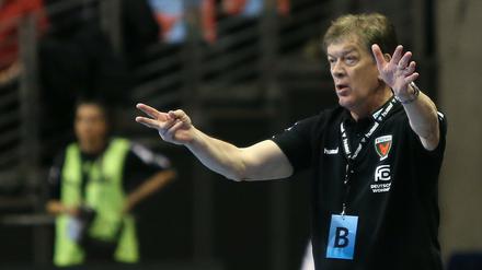 Viel Arbeit. Füchse-Trainer Velimir Petkovic hat derzeit keinen einfachen Job.