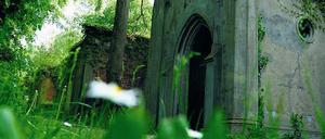 Mausoleen auf dem Luisenstädtischen Friedhof in Berlin-Kreuzberg.