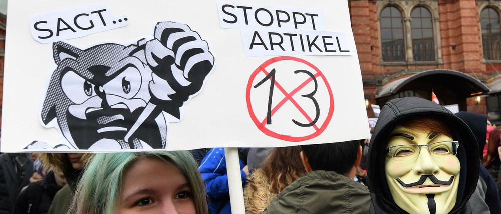 #Saveyourinternet - unter diesem Slogan wollen am Samstag in vielen Städten Europas die Gegner der EU-Urheberrechts-Direktive demonstrieren, darunter in über 40 Orten Deutschlands.