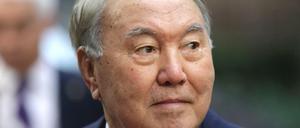 Rückzug inmitten einer Krise im Land: Nursultan Nasarbajew, 30 Jahre Präsident von Kasachstan