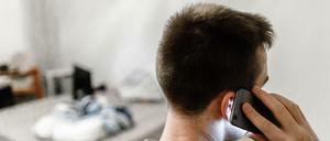 Unser Leser meldet sich immer wieder bei seinen Freunden - sie melden sich aber kaum bei ihm.