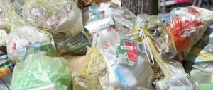 Die Richtlinie schreibt verbindliche Ziele für die Verbesserung der Mülltrennungsquote vor. 