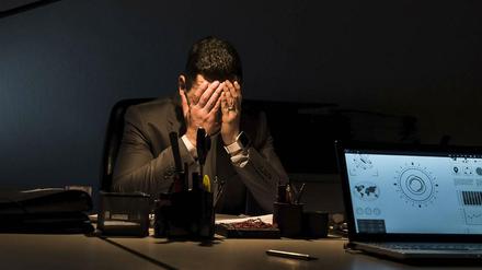 Viele sind wegen überlanger Tage erschöpft.
