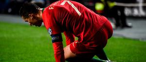 Das Aus. Cristiano Ronaldo verletzte sich schon früh im Spiel seiner Portugiesen gegen Serbien.