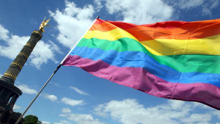 Auch in Berlin werden Homosexuelle Opfer von Zwangsehe. Für Betroffene richtet der Senat nun eine Krisenwohnung ein. 