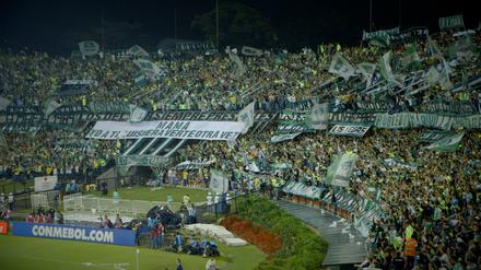 Die Fans von Chapecoense verloren ihre Fußballmannschaft auf tragische Art und Weise. 