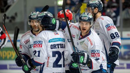 Die Eisbären sind wieder da. Sie gewannen in München.
