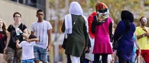 Die Reform sieht vor, dass die Leistungen für den „notwendigen Bedarf“ an Lebensmitteln und Kleidung sinken.