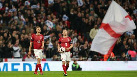 Reise mit Nebenwirkung. Erst verlor Vladimir Darida (r.) 1:5 gegen England, dann verletzte er sich gegen Brasilien.