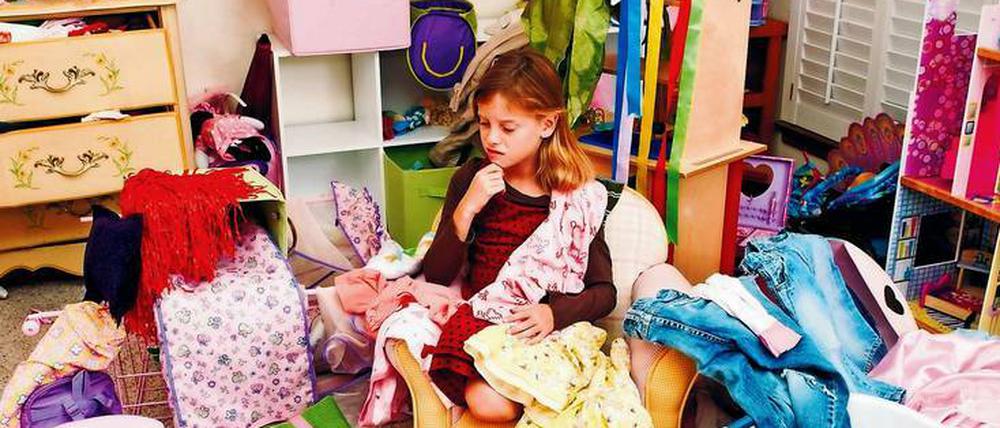 Kommt Ihnen dieses Bild bekannt vor? Mindestens zweimal im Jahr sollten Eltern ordentlich im Kinderzimmer ausmisten.
