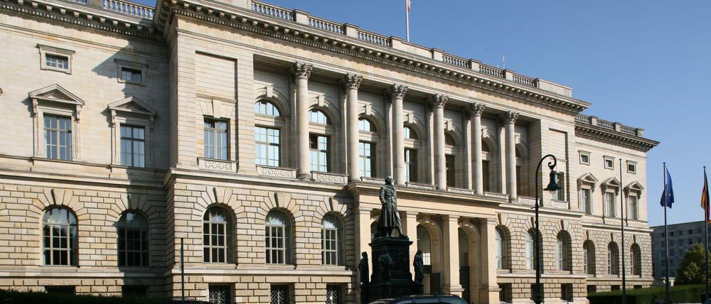 Das Abgeordnetenhaus von Berlin im ehemaligen Preussischen Landtag in der Niederkirchner Straße.