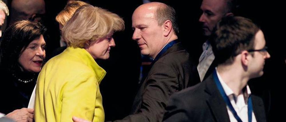 Paar und Beziehung. In Monika Grütters’ Umfeld wird es nun als Fehler betrachtet, den umtriebigen Kai Wegner nicht stärker in der Parteiführung eingebunden zu haben.