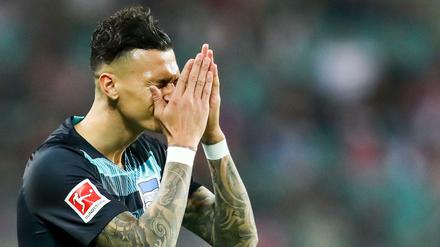 Zum Wegschauen: Davie Selke und seine Hertha haben in Leipzig nichts zu melden.