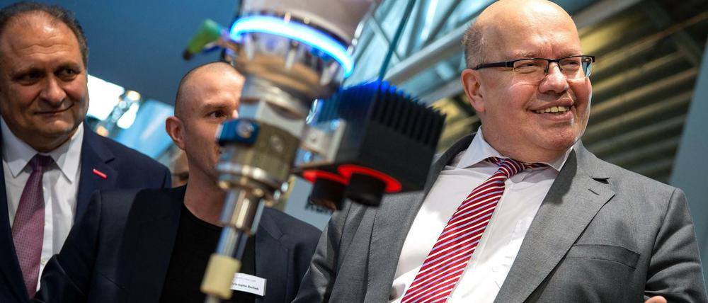 Bester Laune. Handwerkspräsident Wollseifer (links) und Bundeswirtschaftsminister Altmaier bei der Internationalen Handwerksmesse.