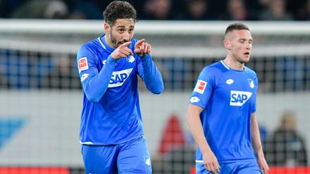 Immer Richtung Tor. Hoffenheims Stürmer Ishak Belfodil (l.) war gegen Bayer Leverkusen nicht aufzuhalten.